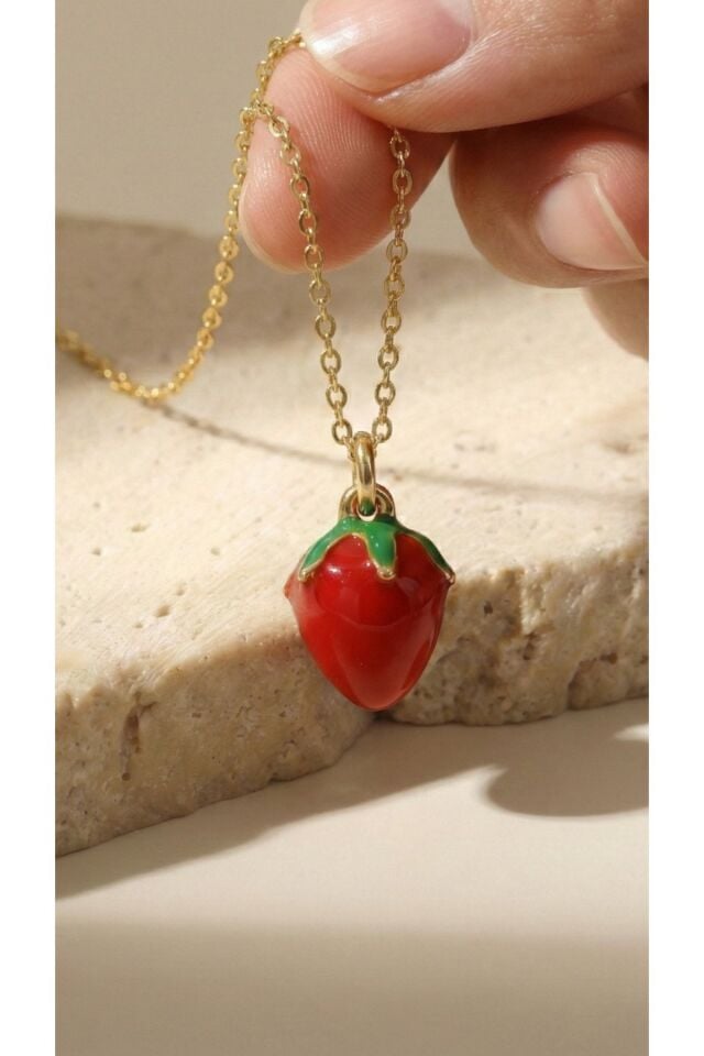 Minimal Çilek Şans Kolyesi