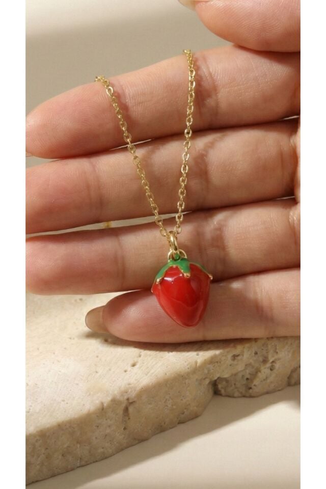 Minimal Çilek Şans Kolyesi