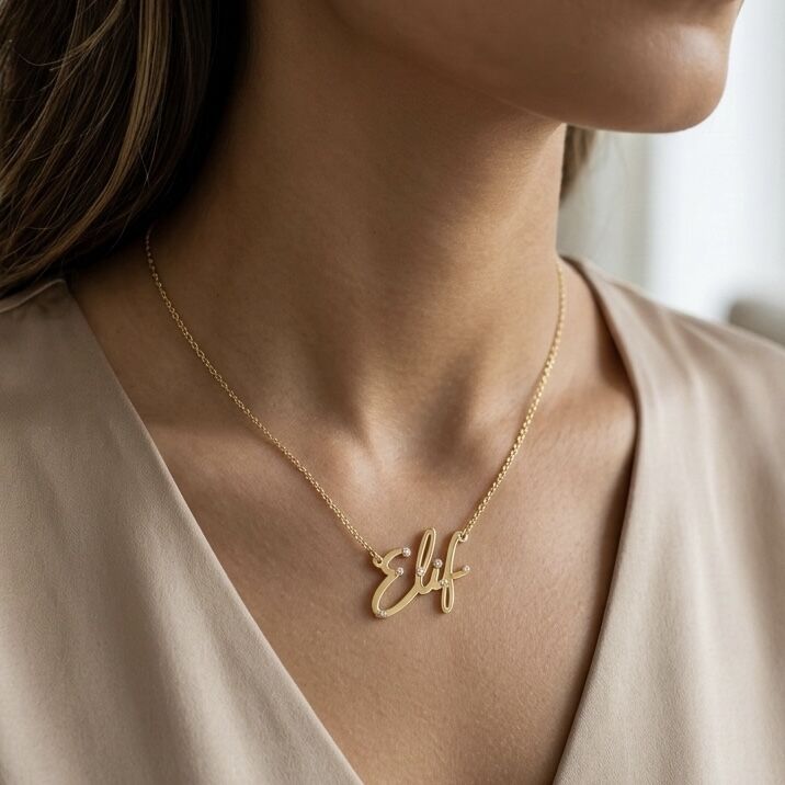 İsim Yazılı Zirkon Taşlı Kolye (Kişiye Özel)