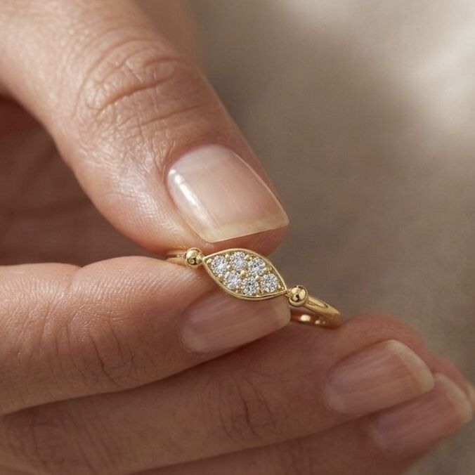 Elips Zirkon Taşlı Yüzük