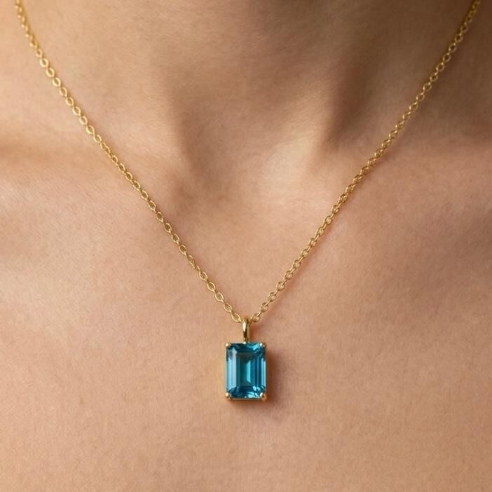 Mavi Baget Form Zirkon Taşlı Kolye