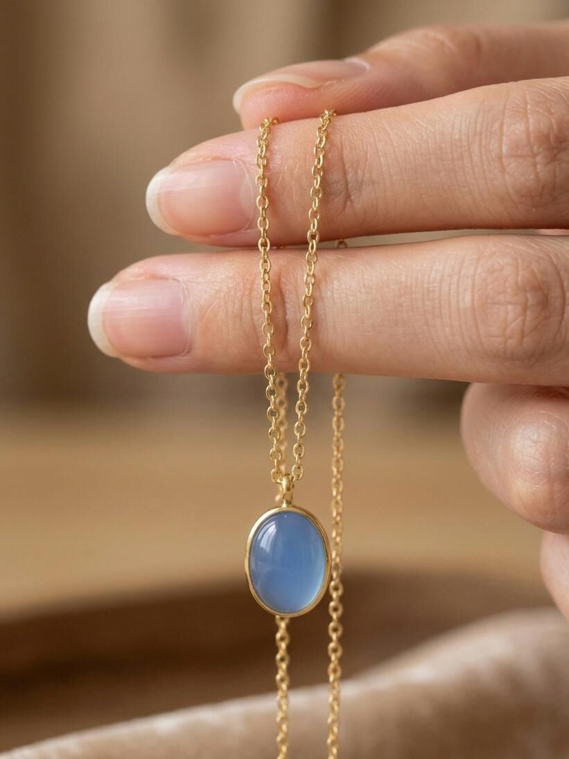 Açık Mavi Opal Taşlı Oval Kolye