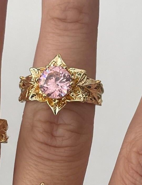 Pembe Zirkon Taşlı Lotus Yüzük